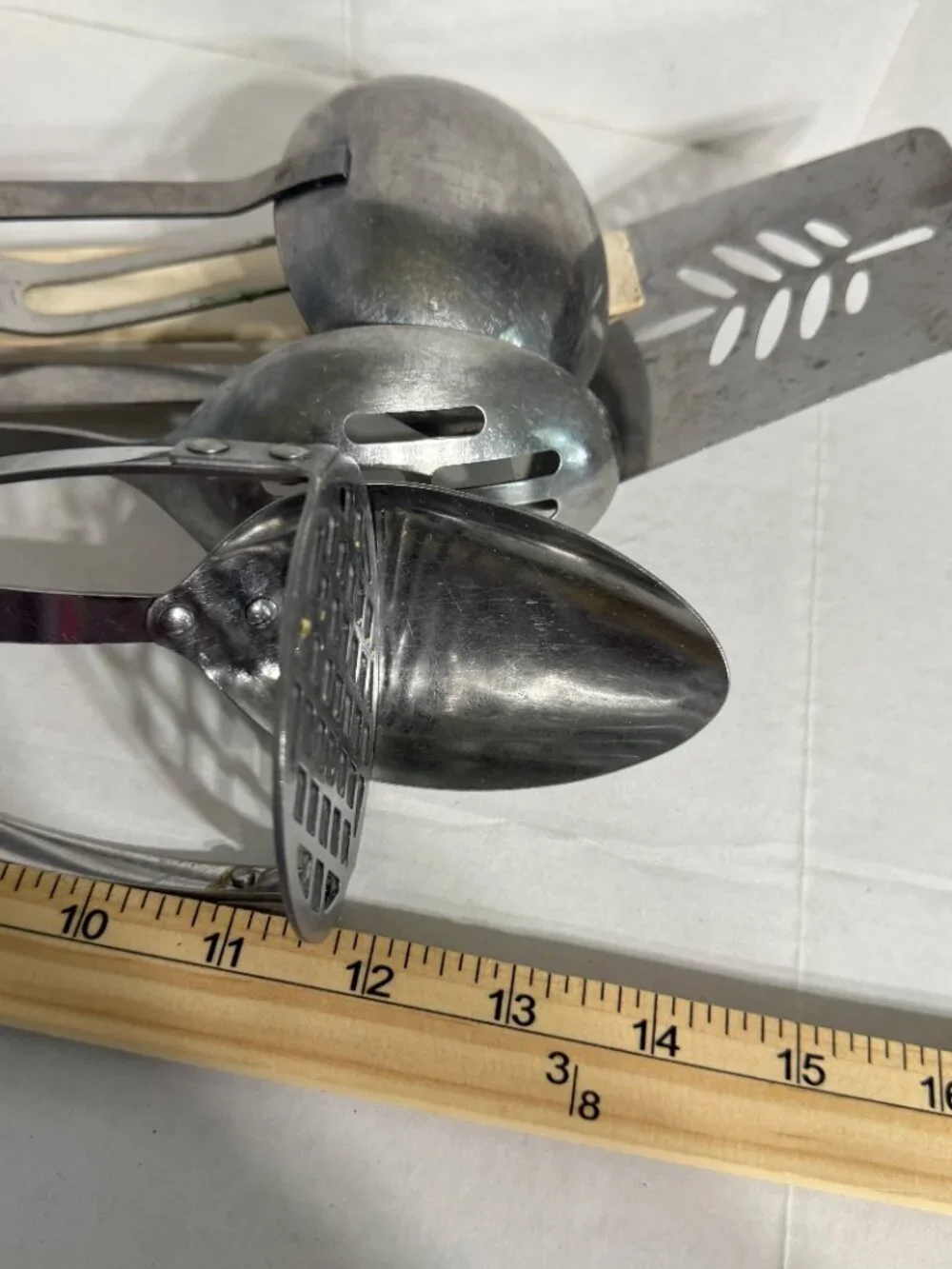 Ekco Stainless Steel Kitchen Utensils Country Garden Fork Spreader Ladle Flowers